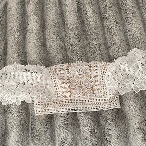SHEIN White Lace Crop Top
